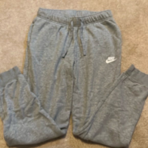 Nike Women's Sportswear Club Fleece Mid-Rise Joggers Color: Grey Size: S - Picture 1 of 4